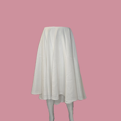 White Circle Tablecloth Skirt with Perforated Trim