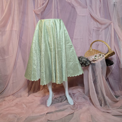 Green Scalloped Circle Tablecloth Skirt