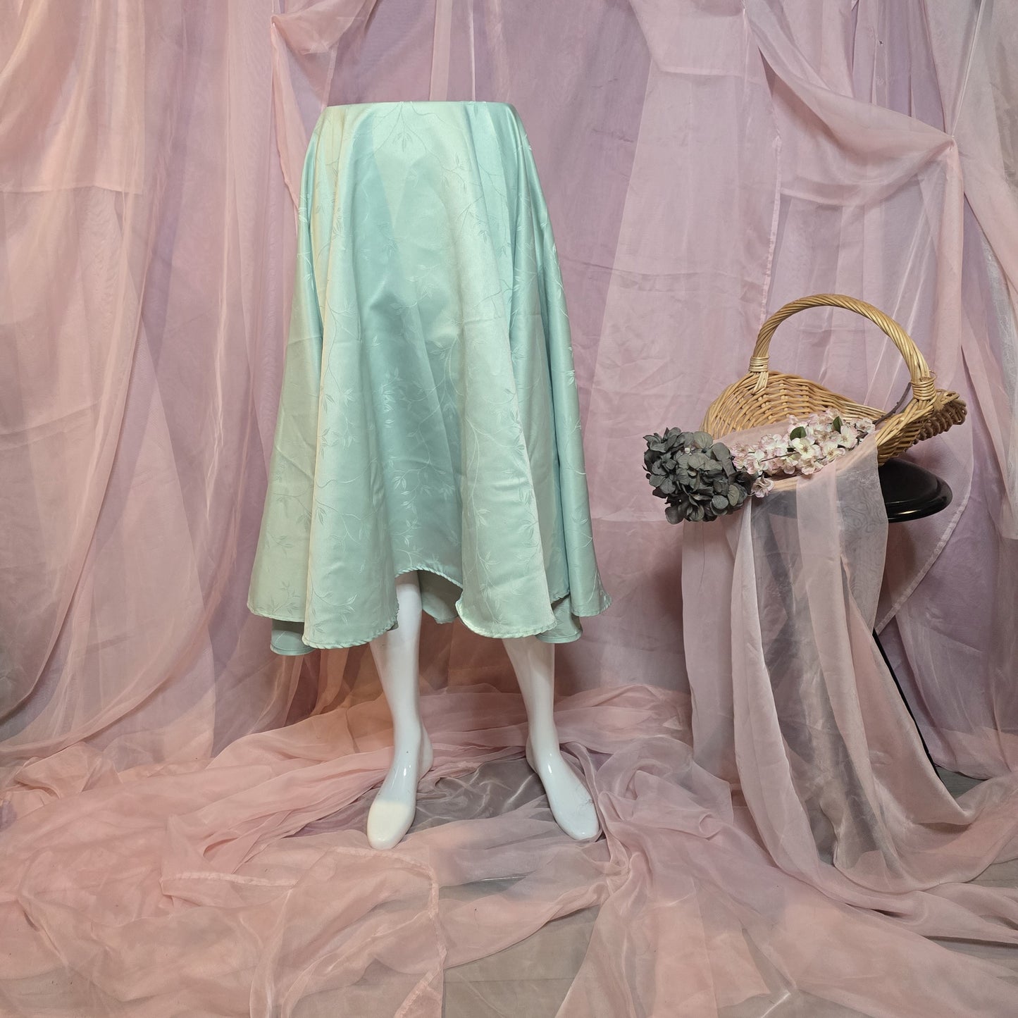 Light Green Circle Tablecloth Skirt